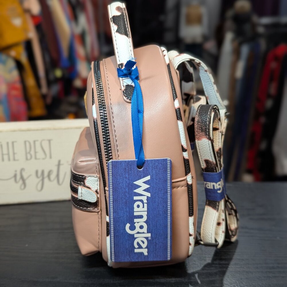 ‼️SOLD IN STORE‼️ Wrangler Mini Backpack w/ Coin Pouch (Pink) - Picture 4 of 5